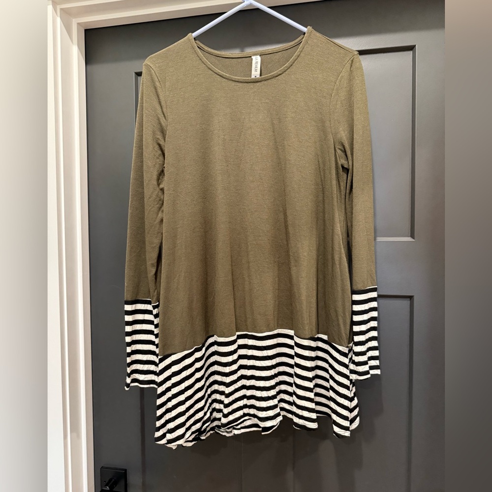 Zenana Outfitters Olive and Striped Long Sleeve Tee